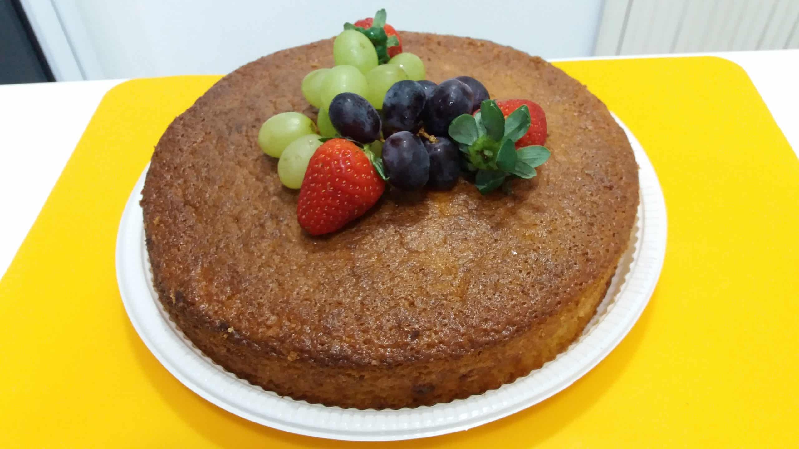 Bolo de laranja sem lactose (25cm) | Divertindo & Lanchando Divertindo